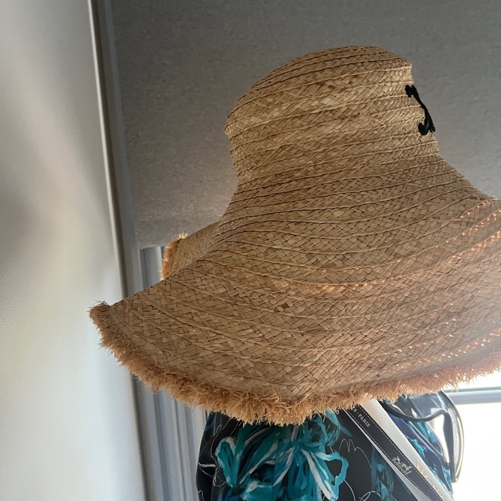 CELINE WIDE-BRIMMED TRIOMPHE HAT IN RAFFIA
NATURAL - Picture 12 of 14